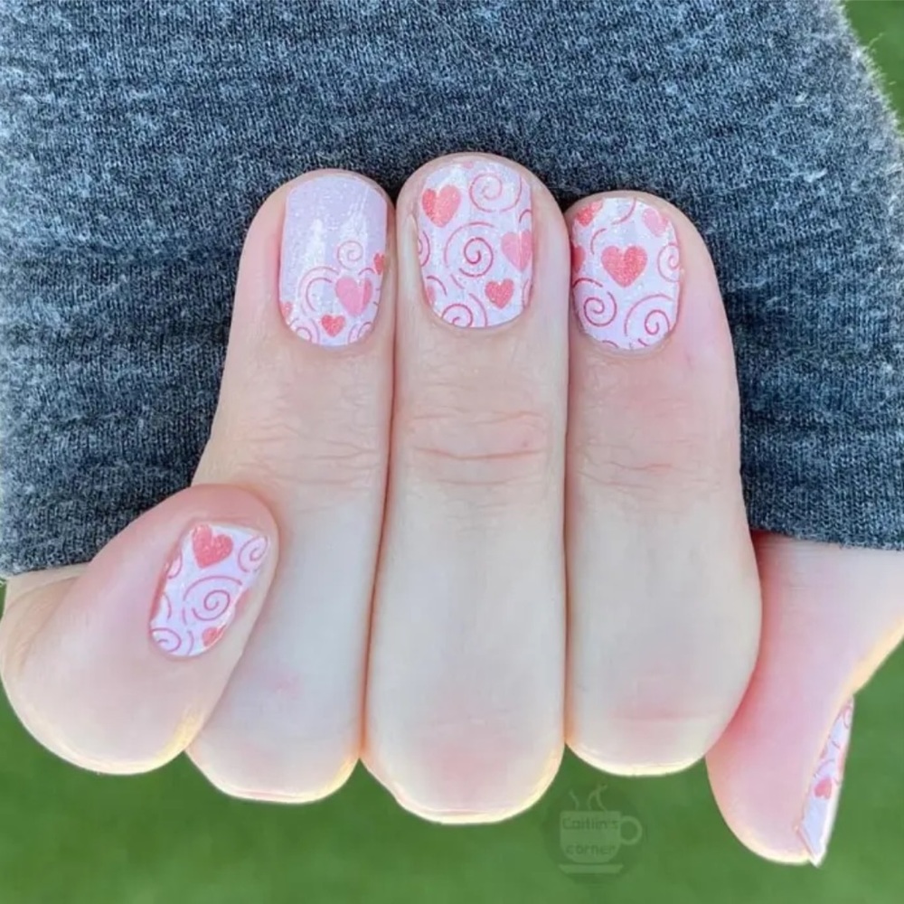 *Retired* Color Street: Queen of Hearts | Pastel Pink Valentine’s Day Red Swirls - Picture 2 of 16
